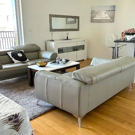 Rostro Apartment Paris