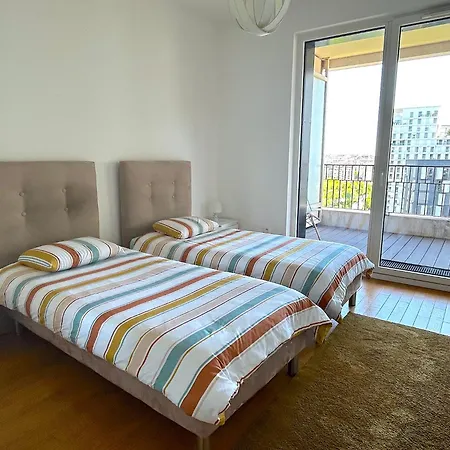 Apartment Rostro